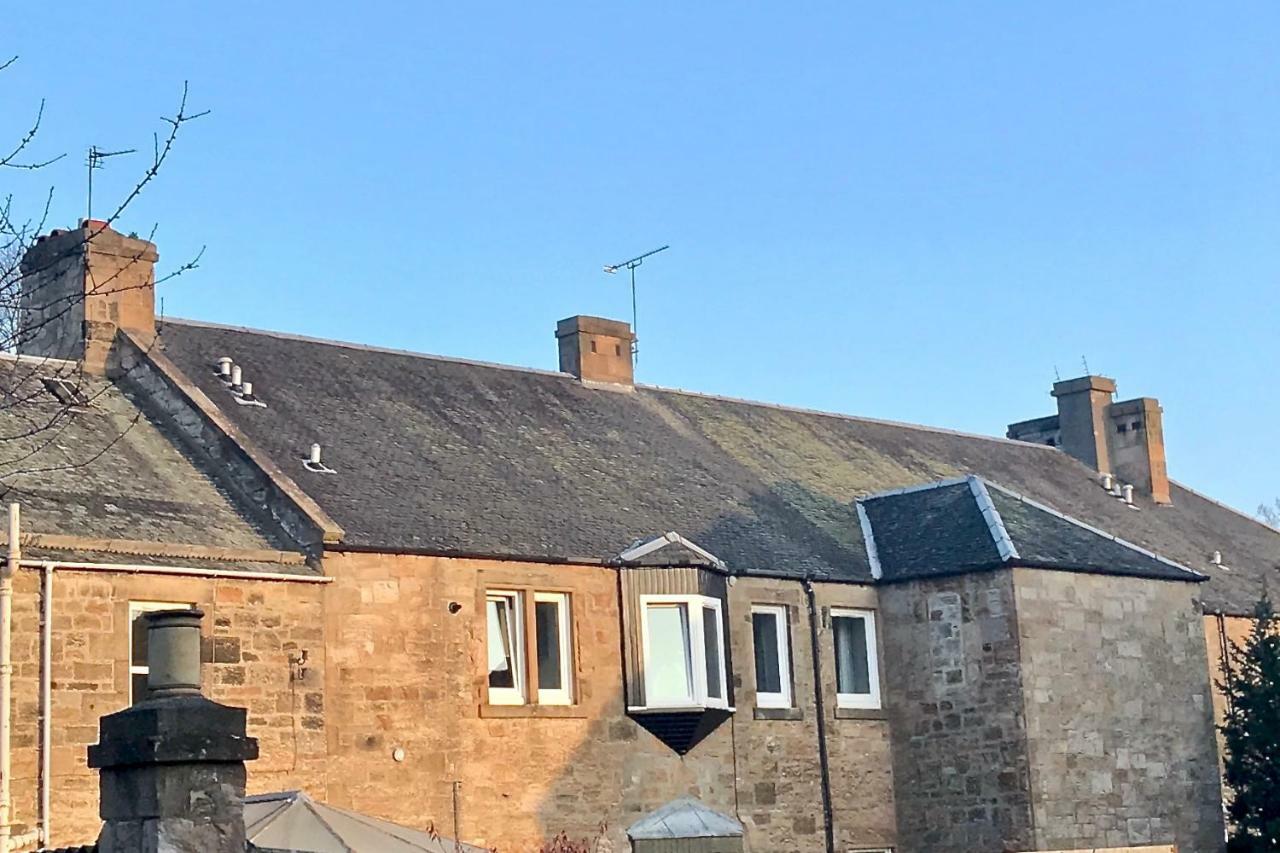 Central Apartment Linlithgow Exterior photo